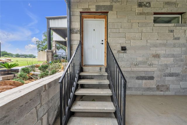 945 Jennings Lane, Azle, TX 76020