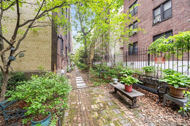 34-24 82nd Street 6N, Jackson Heights, NY 11372