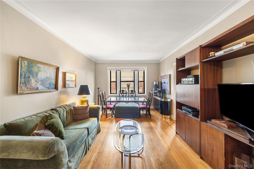34-24 82nd Street 6N, Jackson Heights, NY 11372