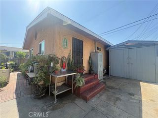 7021 Hood Ave, Huntington Park, CA 90255