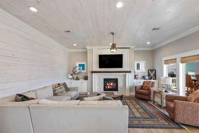 2629 Whitecap, Crystal Beach, TX 77650