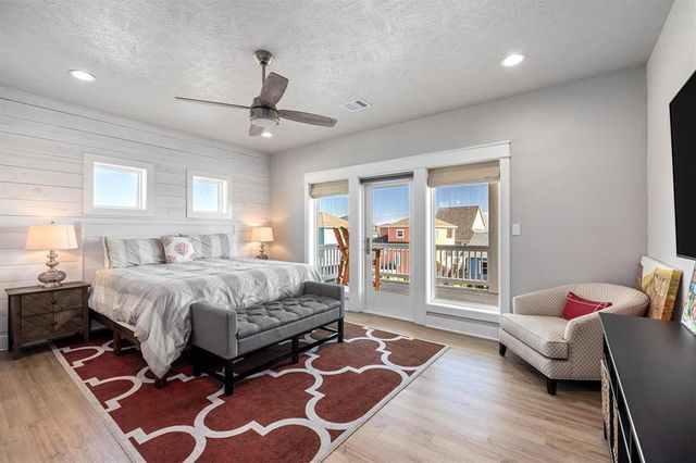 2629 Whitecap, Crystal Beach, TX 77650