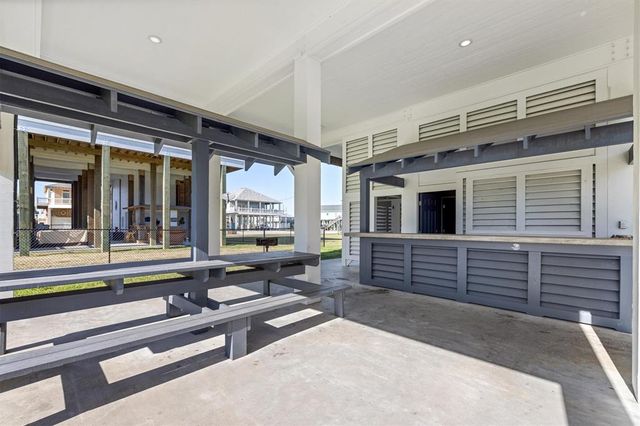 2629 Whitecap, Crystal Beach, TX 77650