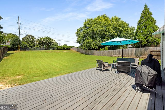 1574 Ember Oaks Circle, Powder Springs, GA 30127