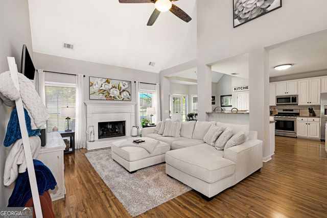 1574 Ember Oaks Circle, Powder Springs, GA 30127