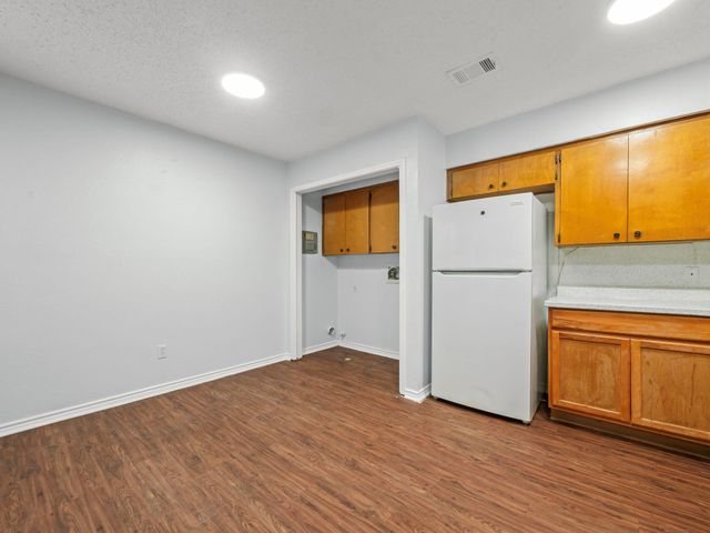 1816 Rawhide LOOP 1822, Round Rock, TX 78681