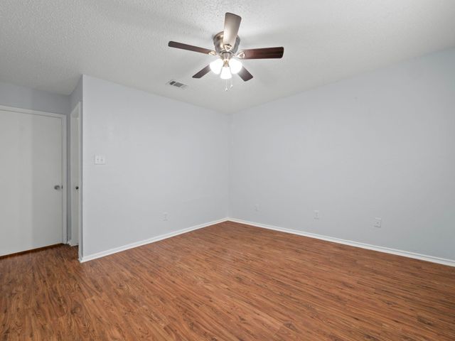 1816 Rawhide LOOP 1822, Round Rock, TX 78681