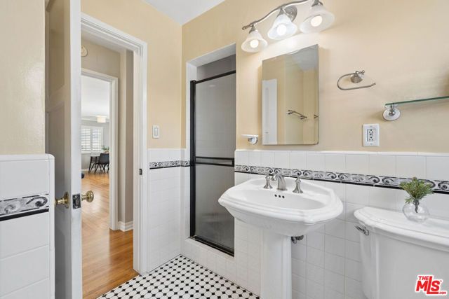 11871 Juniette Street, Culver City, CA 90230