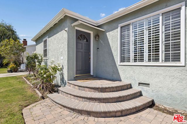 11871 Juniette Street, Culver City, CA 90230