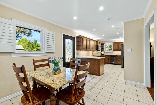 1804 Twin Brook Turn, Corinth, TX 76210