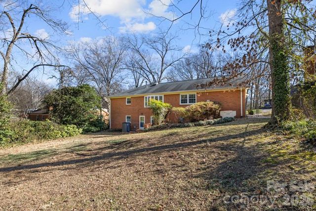 6306 Wheeler Drive, Charlotte, NC 28211