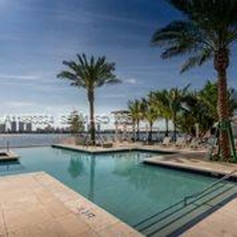 17301 Biscayne Boulevard 1602, North Miami Beach, FL 33160
