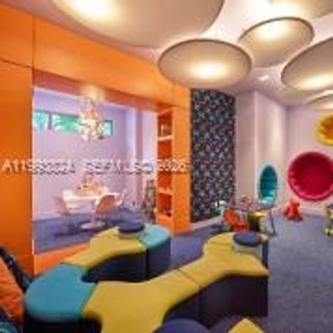 17301 Biscayne Boulevard 1602, North Miami Beach, FL 33160