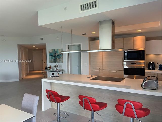 17301 Biscayne Boulevard 1602, North Miami Beach, FL 33160