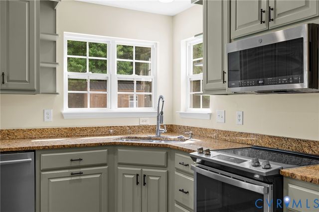 3943 St Erics Turn, Jamestown, VA 23185
