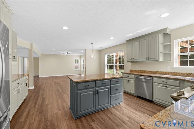 3943 St Erics Turn, Jamestown, VA 23185