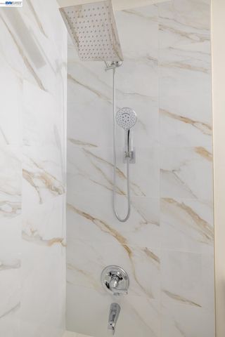 2540 E 16Th St, Oakland, CA 94601