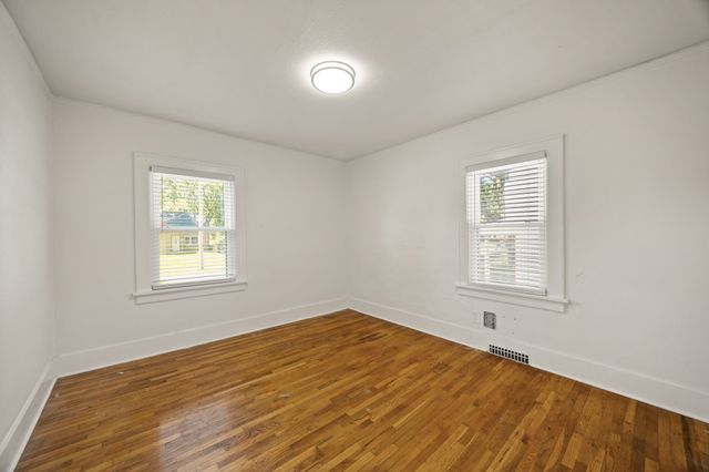 3021 49th Street, Des Moines, IA 50310
