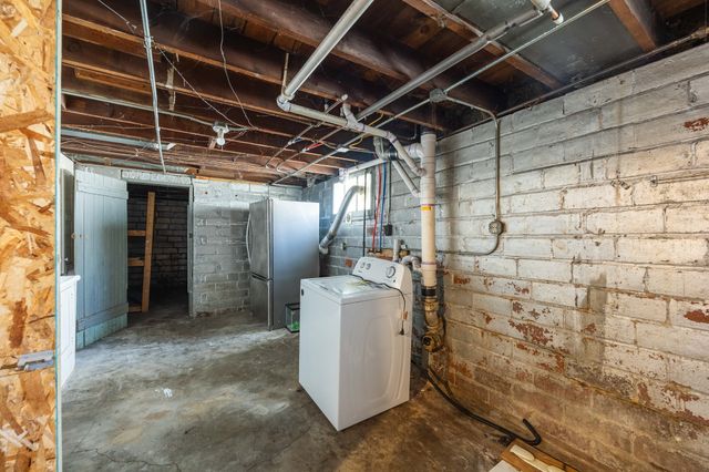3021 49th Street, Des Moines, IA 50310