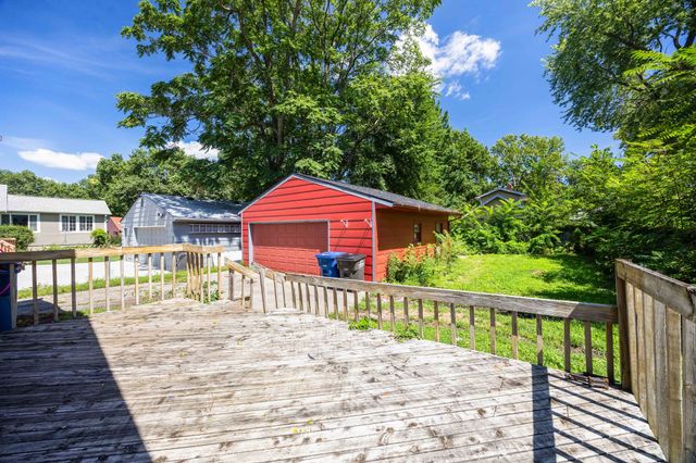 3021 49th Street, Des Moines, IA 50310