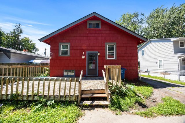 3021 49th Street, Des Moines, IA 50310