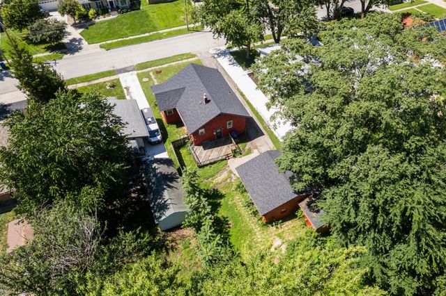 3021 49th Street, Des Moines, IA 50310