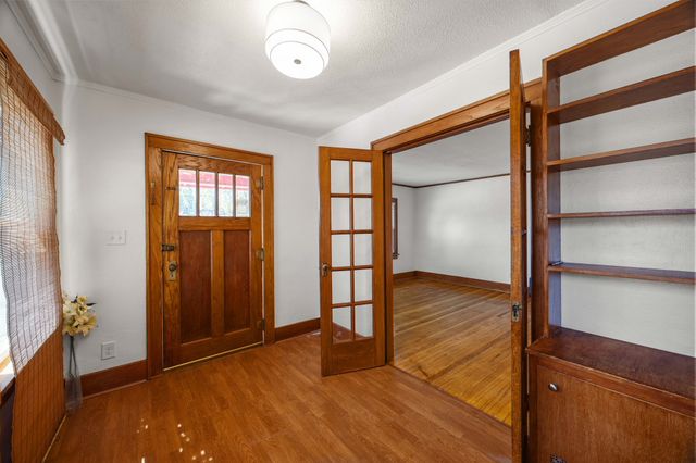 3021 49th Street, Des Moines, IA 50310