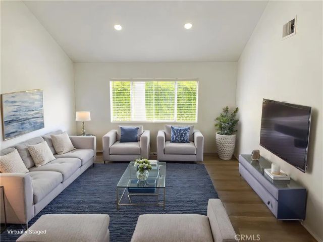 313 E Hyde Park 5, Inglewood, CA 90302