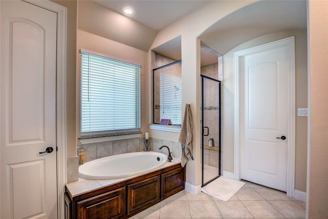 825 Boardwalk Way, Little Elm, TX 76227