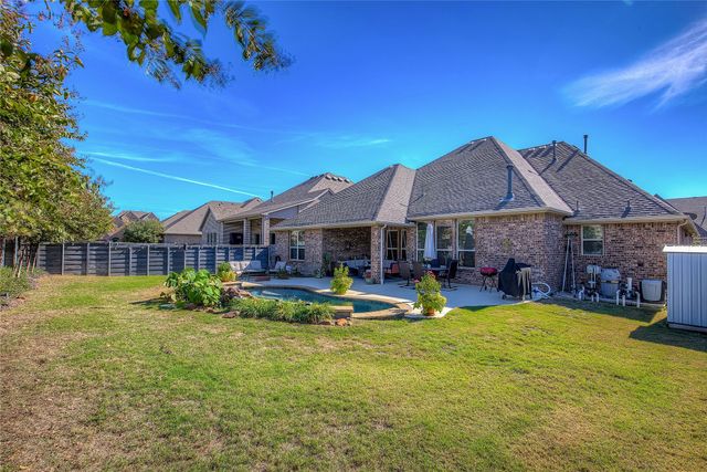 825 Boardwalk Way, Little Elm, TX 76227