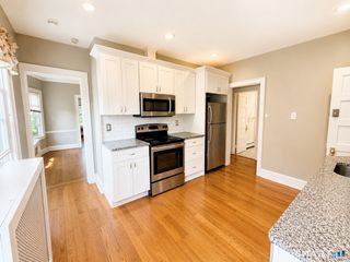 122 Dover Road 2nd Floor, West Hartford, CT 06119