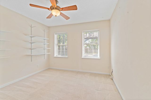 605 Mary Jane Ln, St Augustine, FL 32086