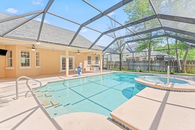 605 Mary Jane Ln, St Augustine, FL 32086