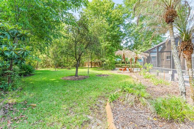 605 Mary Jane Ln, St Augustine, FL 32086