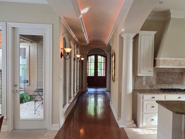 10 Beaux Rivages, Shreveport, LA 71106