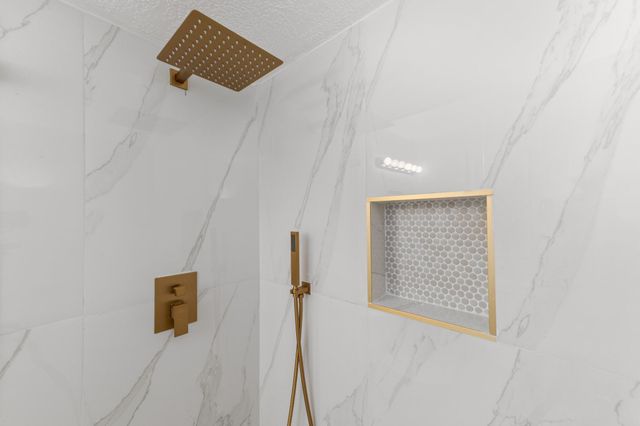 17402 Wilton Park Court, Spring, TX 77379