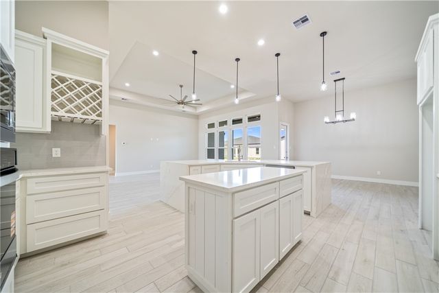 1486 Dragonstone Ct, Corpus Christi, TX 78415