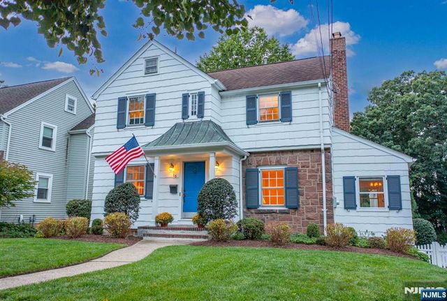 16 Abbington Terrace, Glen Rock, NJ 07452