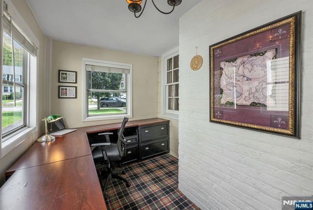 16 Abbington Terrace, Glen Rock, NJ 07452