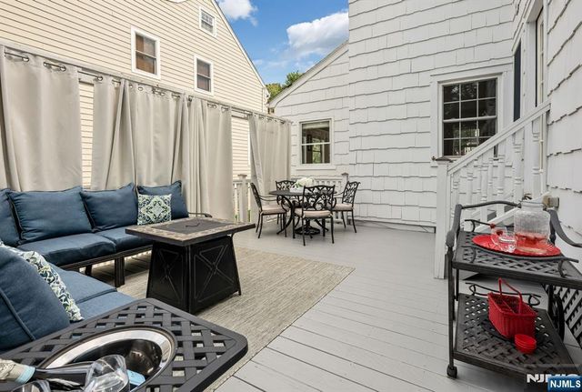 16 Abbington Terrace, Glen Rock, NJ 07452