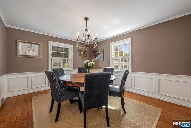 16 Abbington Terrace, Glen Rock, NJ 07452