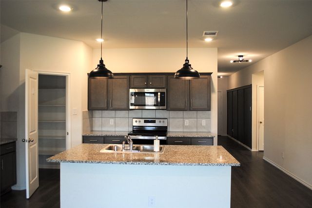 6217 Bracken Drive, Celina, TX 76227