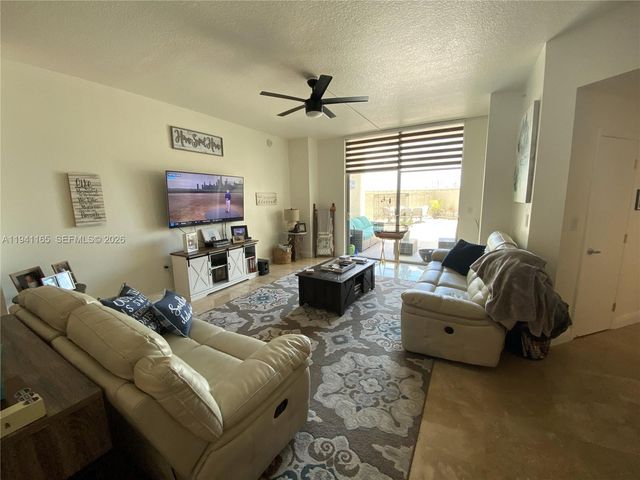 9066 SW 73rd Ct 805, Miami, FL 33156