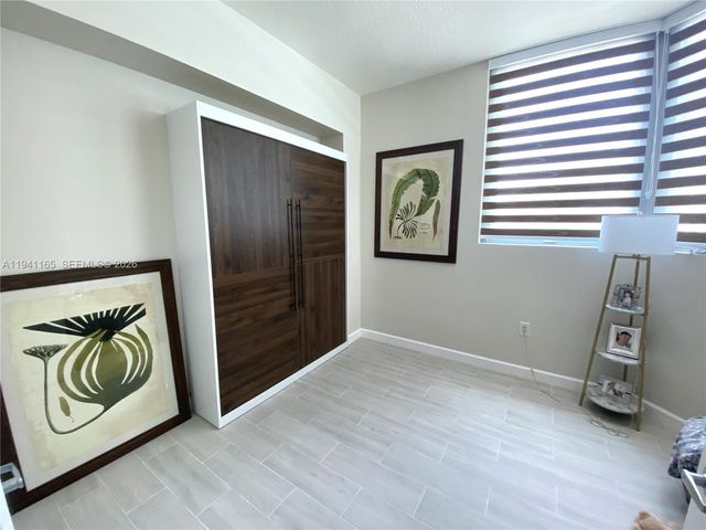 9066 SW 73rd Ct 805, Miami, FL 33156