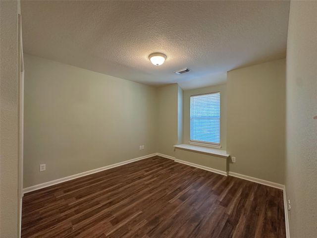 59 N Flickering Sun Circle, The Woodlands, TX 77382