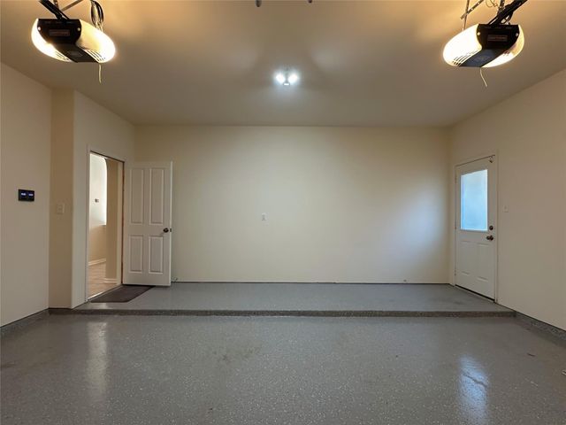 59 N Flickering Sun Circle, The Woodlands, TX 77382