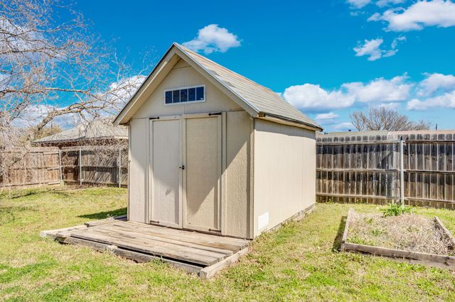 114 Janis Street, Alvarado, TX 76009