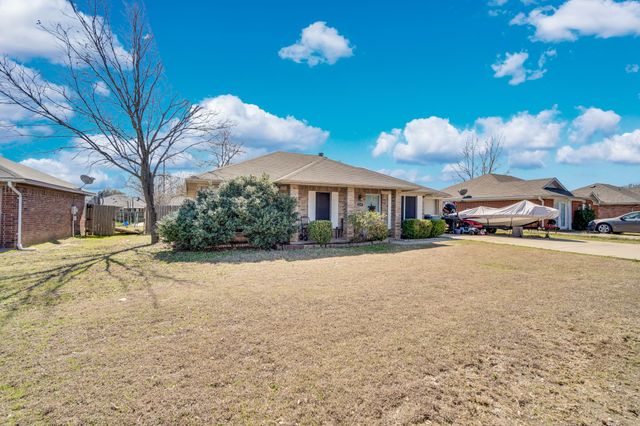 114 Janis Street, Alvarado, TX 76009