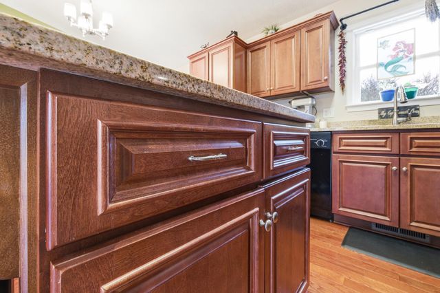 1430 MANDOLIN AVE, Grottoes, VA 24441