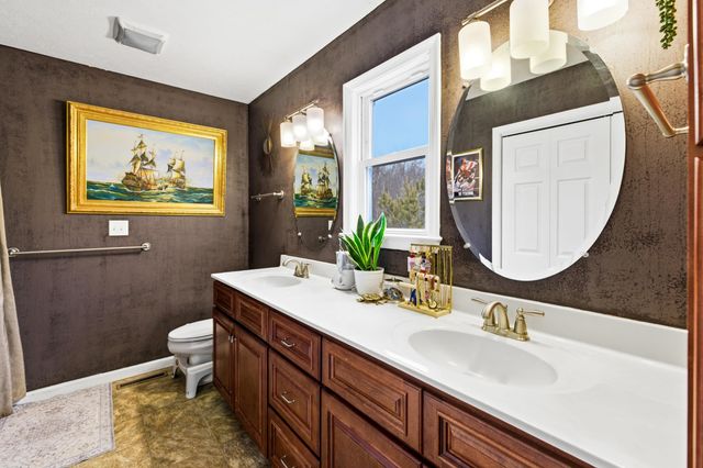 1430 MANDOLIN AVE, Grottoes, VA 24441